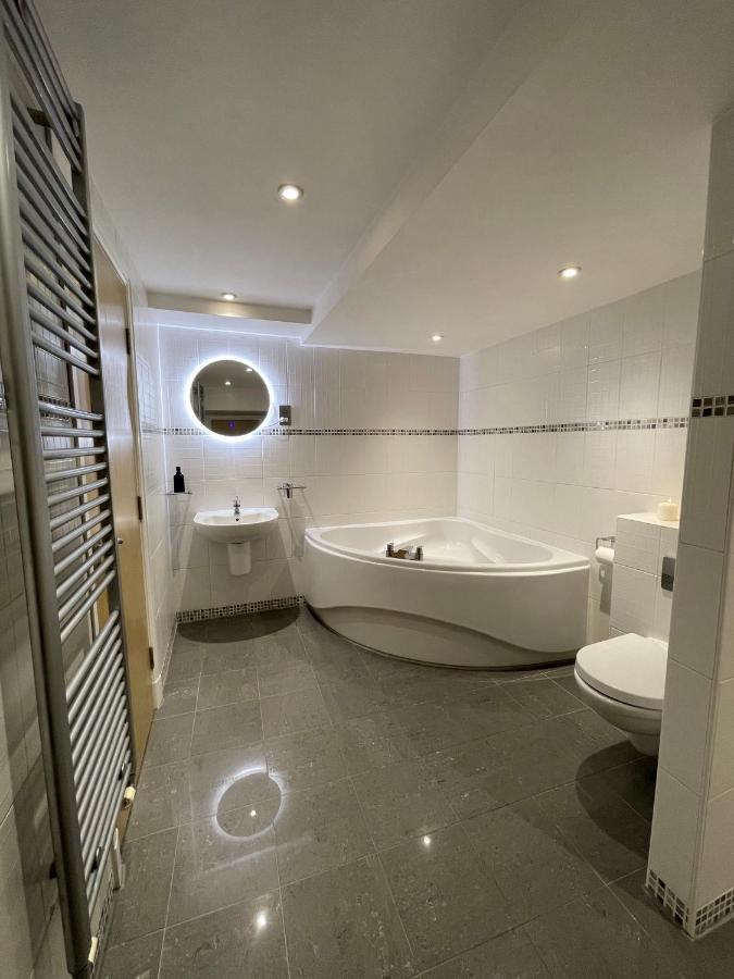 Vikings Duplex Apartment City Centre With Free Parking York Extérieur photo