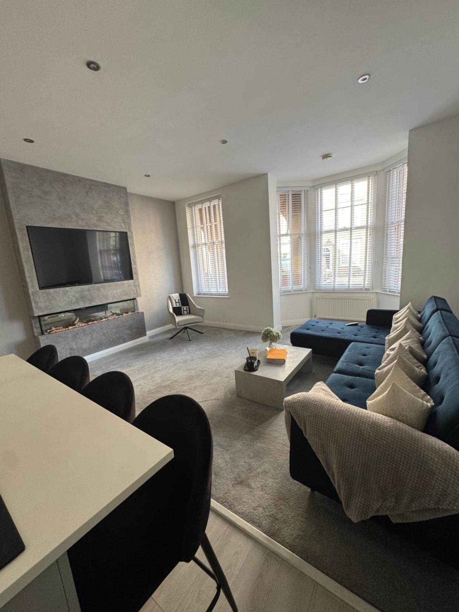 Vikings Duplex Apartment City Centre With Free Parking York Extérieur photo